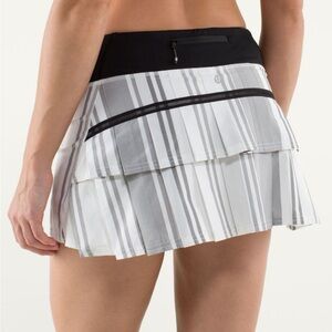 Lululemon Athletica Pace Setter Black and Gray White Striped Mini Skirt Skort